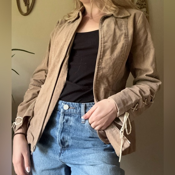 Tan corduroy zip up jacket with lace up sleeves - Picture 2 of 10